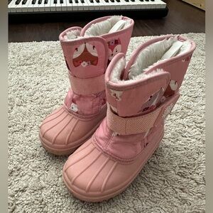 The Children’s Place Pink Snow Boots (8)